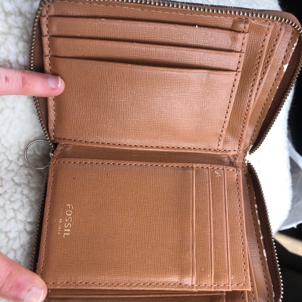 Fossil Wallet - Picture 7 of 7